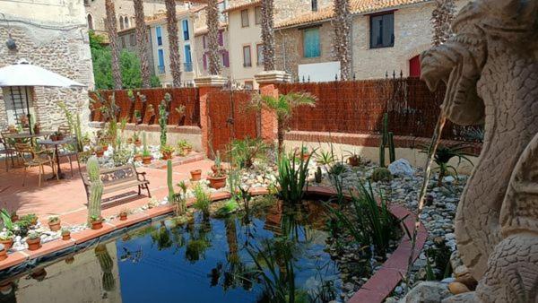 El Castell Embruixat Hotel Saint-Hippolyte  Exterior foto