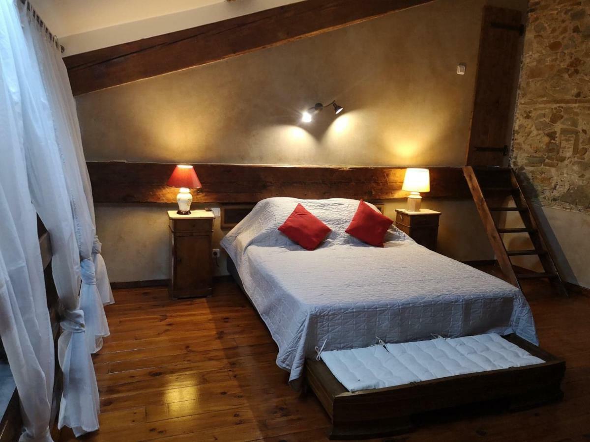 El Castell Embruixat Hotel Saint-Hippolyte  Exterior foto